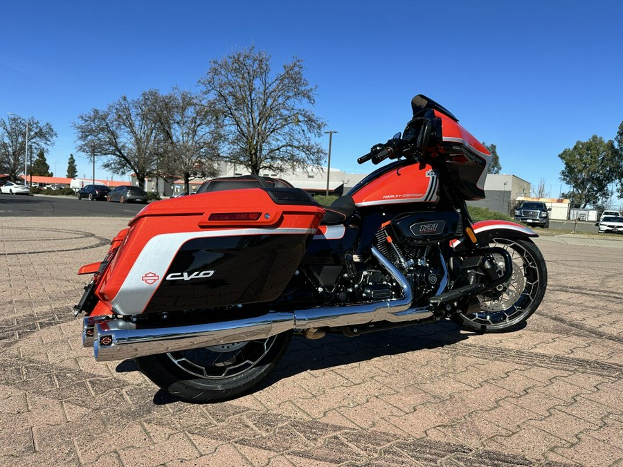 FLHXSE 2024 CVO™ Street Glide®