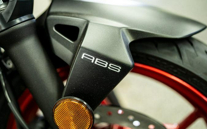 2025 Kawasaki Z500 SE ABS