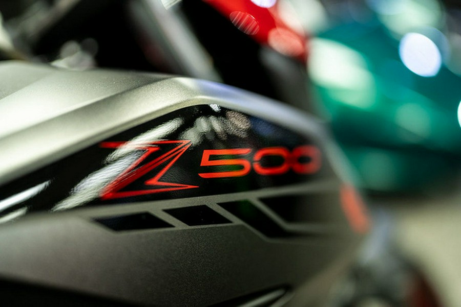 2025 Kawasaki Z500 SE ABS