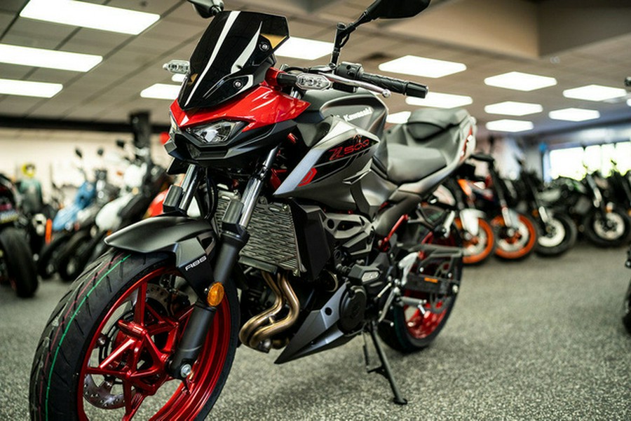 2025 Kawasaki Z500 SE ABS