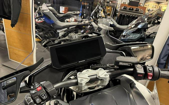 2026 BMW R 1300 RT Alpine White 3