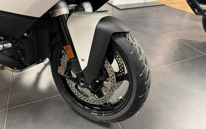 2026 BMW R 1300 RT Alpine White 3