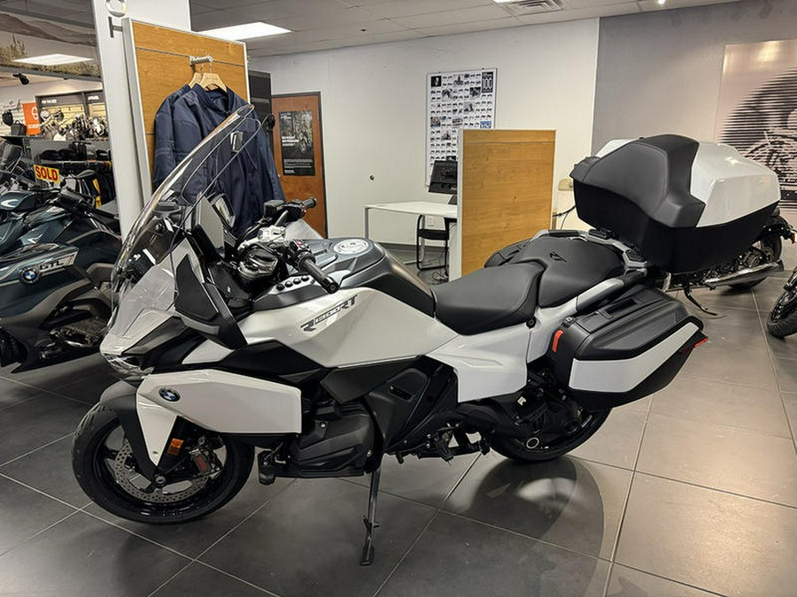 2026 BMW R 1300 RT Alpine White 3