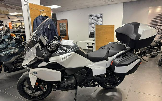2026 BMW R 1300 RT Alpine White 3