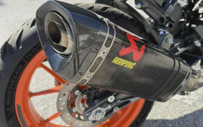 2023 KTM DUKE 200