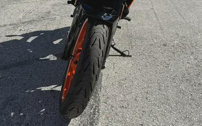 2023 KTM DUKE 200