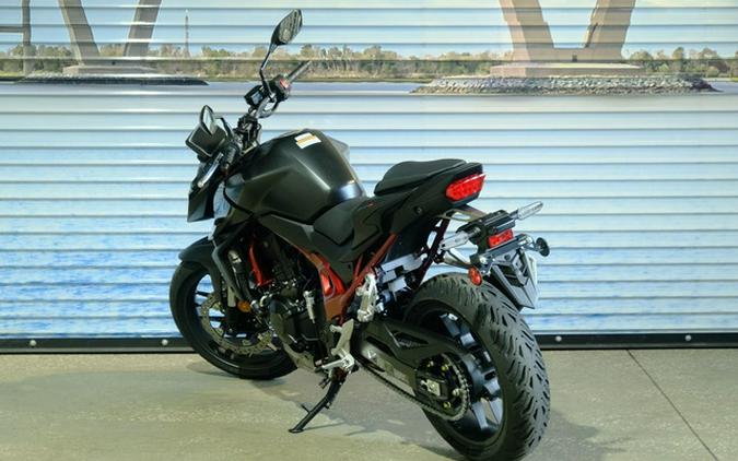 2026 Honda CB750 Hornet E-Clutch
