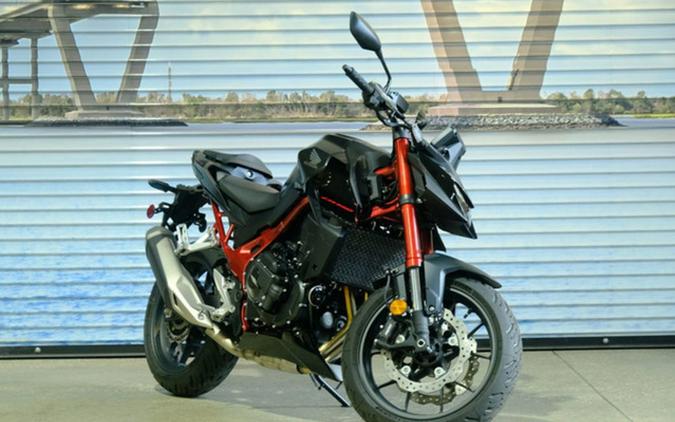 2026 Honda CB750 Hornet E-Clutch