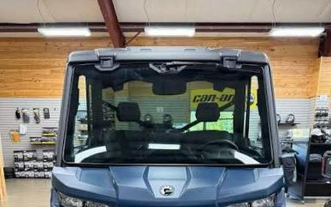 2026 Can-Am® Defender PRO Limited HD10