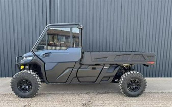 2026 Can-Am® Defender PRO Limited HD10