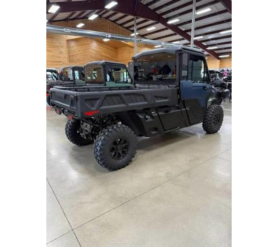2026 Can-Am® Defender PRO Limited HD10