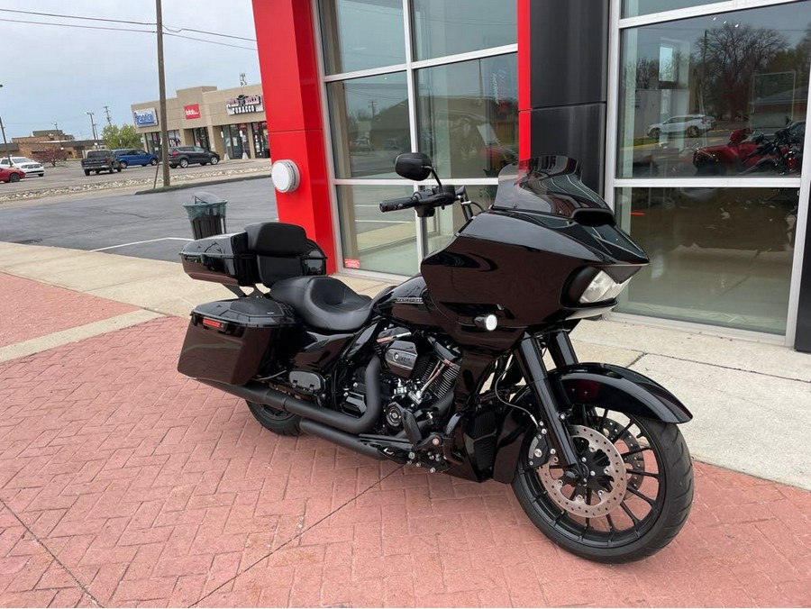 2019 Harley-Davidson® Road Glide® Special