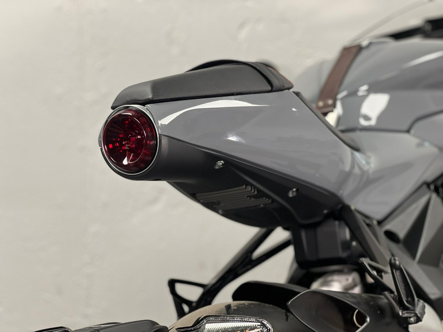 2023 MV Agusta Superveloce 800