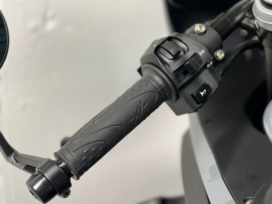 2023 MV Agusta Superveloce 800