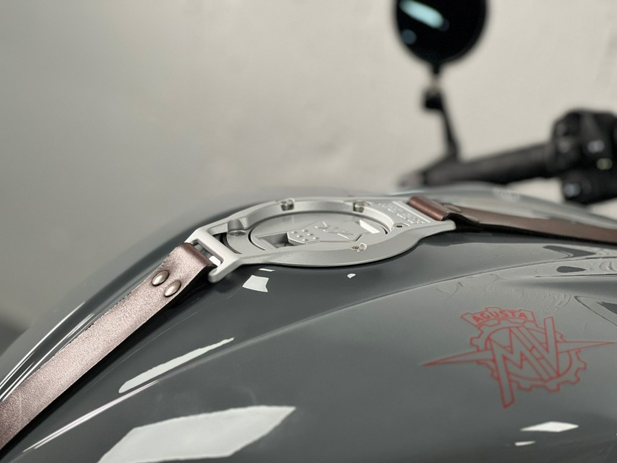 2023 MV Agusta Superveloce 800