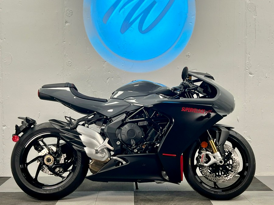 2023 MV Agusta Superveloce 800