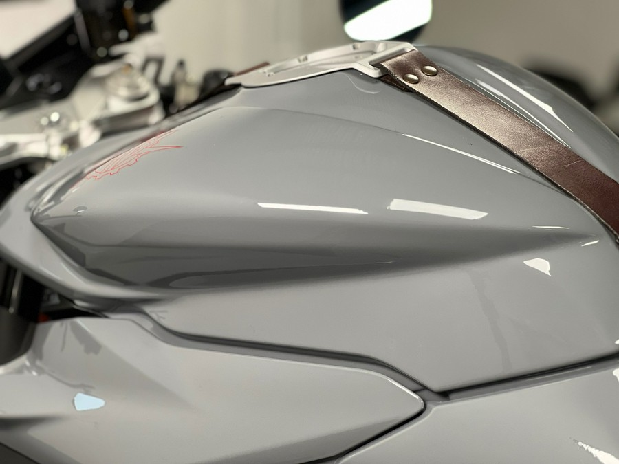 2023 MV Agusta Superveloce 800