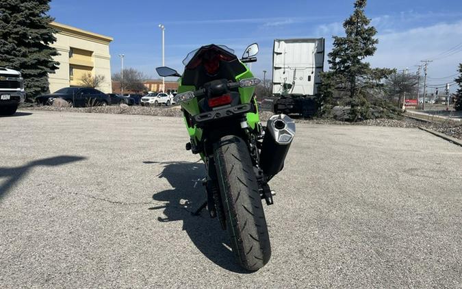2025 Kawasaki Ninja 500 KRT Edition SE ABS