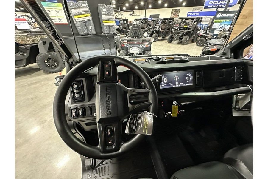 2026 Can-Am DEFENDER MAX LIMITED CAB HD11