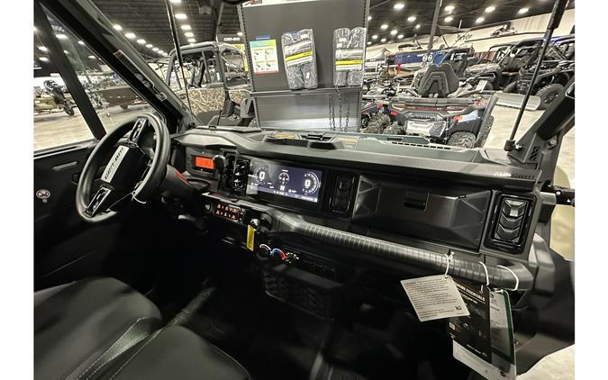 2026 Can-Am DEFENDER MAX LIMITED CAB HD11
