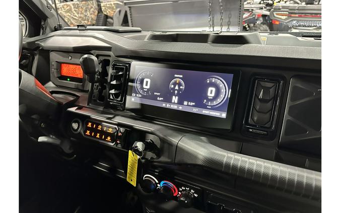 2026 Can-Am DEFENDER MAX LIMITED CAB HD11