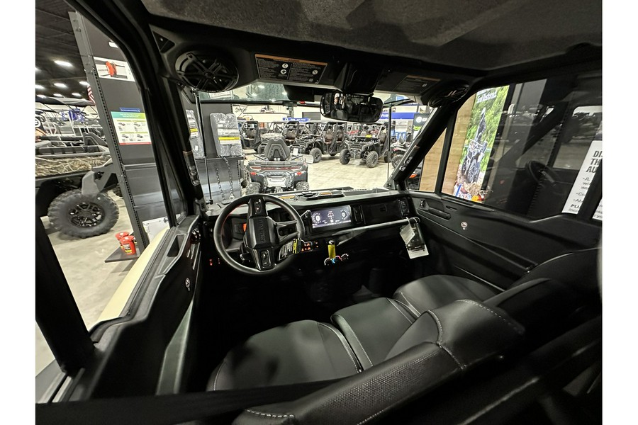2026 Can-Am DEFENDER MAX LIMITED CAB HD11