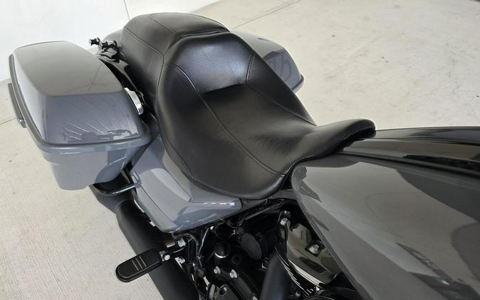 2023 Harley-Davidson® Road Glide® Special Bright Billiard Blue/Billiard Gray - Black Finish