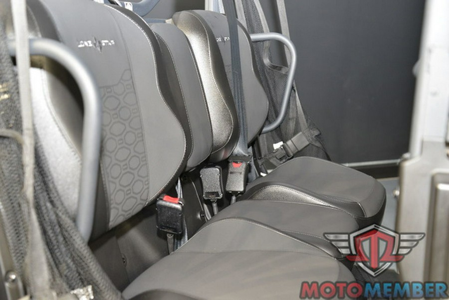 2025 Can-Am Defender MAX Lone Star HD10