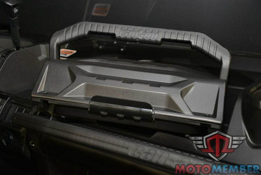 2025 Can-Am Defender MAX Lone Star HD10