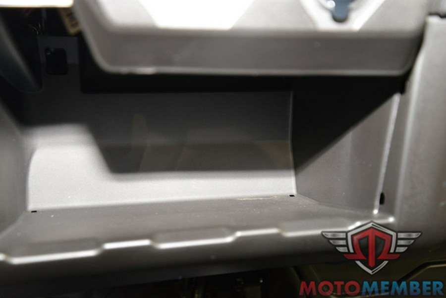 2025 Can-Am Defender MAX Lone Star HD10