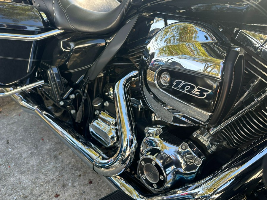 2016 Harley-Davidson Electra Glide® Ultra Classic® Low