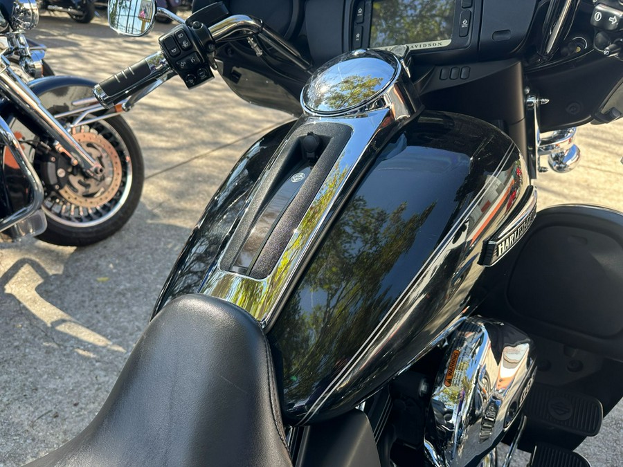 2016 Harley-Davidson Electra Glide® Ultra Classic® Low