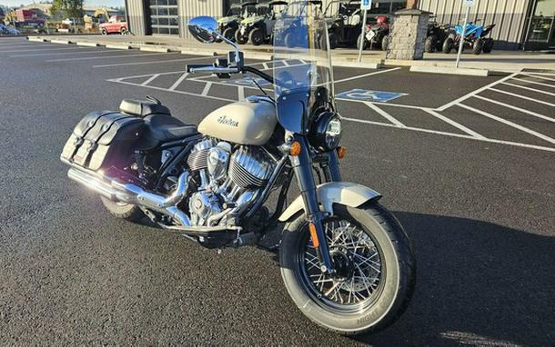2023 Indian Super Chief Limited Silver Quartz Metallic