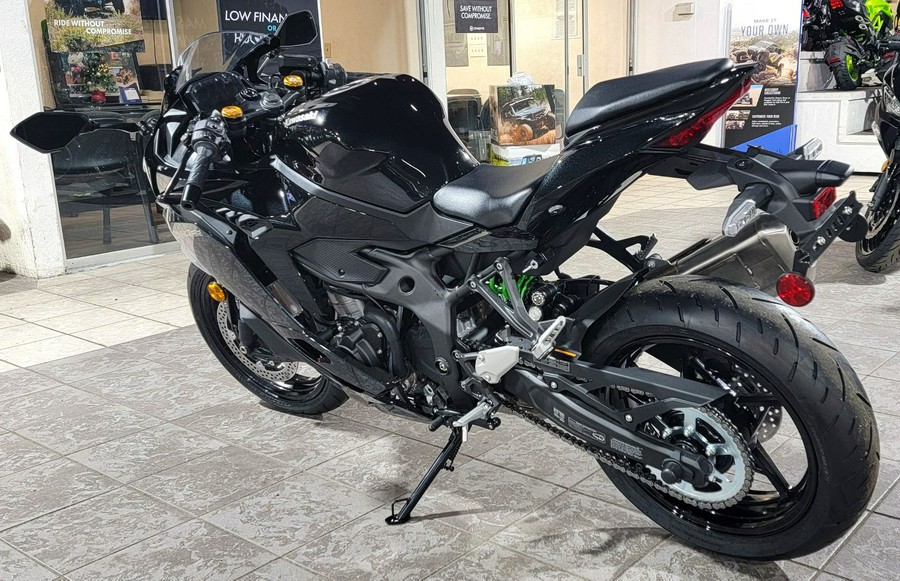 2024 Kawasaki Ninja ZX-4RR ABS