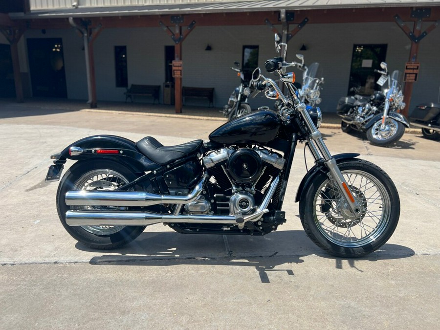 2020 Harley-Davidson® Softail Standard® Black