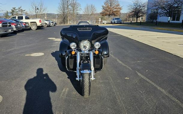 2024 Harley-Davidson Trike FLHTCUTG - Tri Glide Ultra