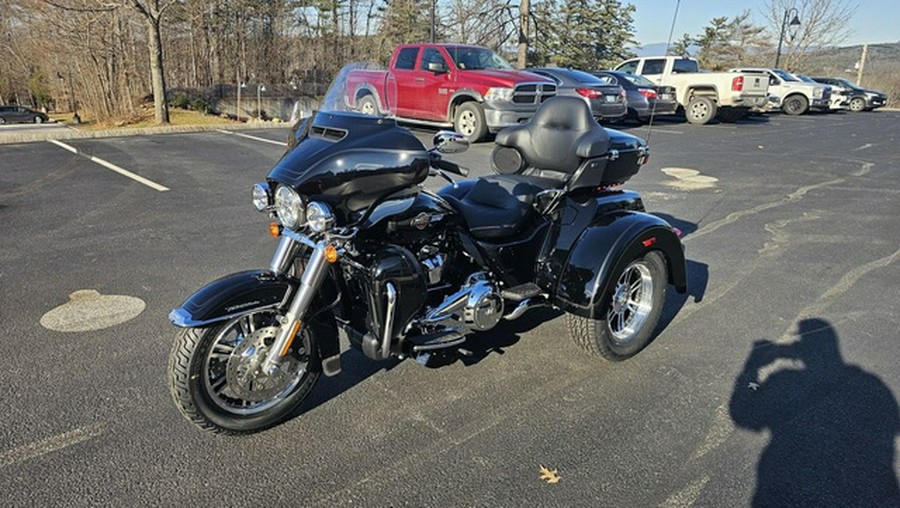 2024 Harley-Davidson Trike FLHTCUTG - Tri Glide Ultra