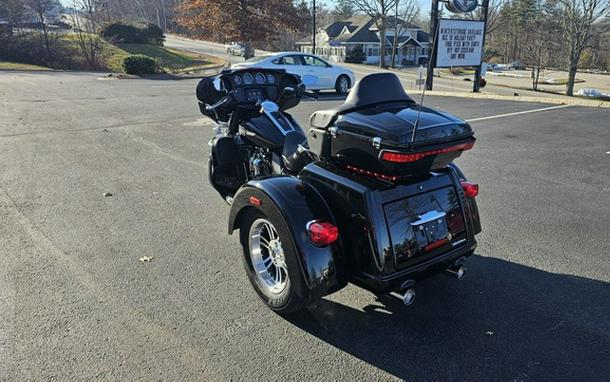 2024 Harley-Davidson Trike FLHTCUTG - Tri Glide Ultra