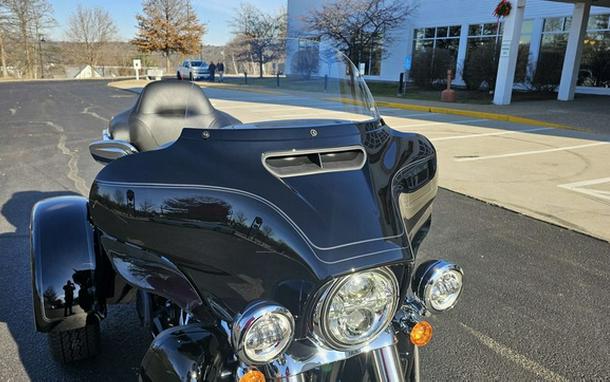 2024 Harley-Davidson Trike FLHTCUTG - Tri Glide Ultra