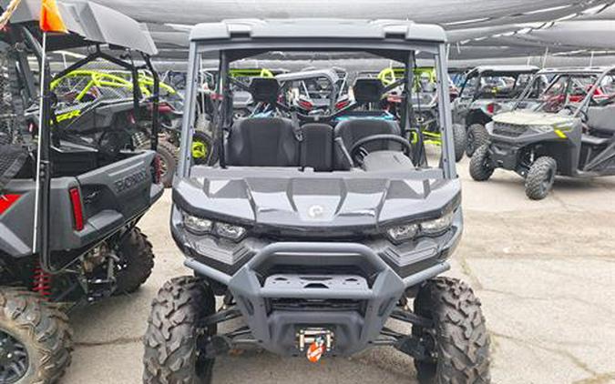 2024 Can-Am Defender Pro XT