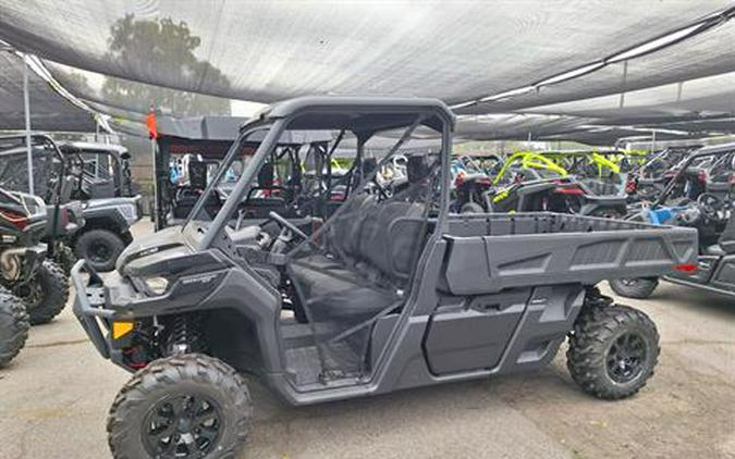 2024 Can-Am Defender Pro XT