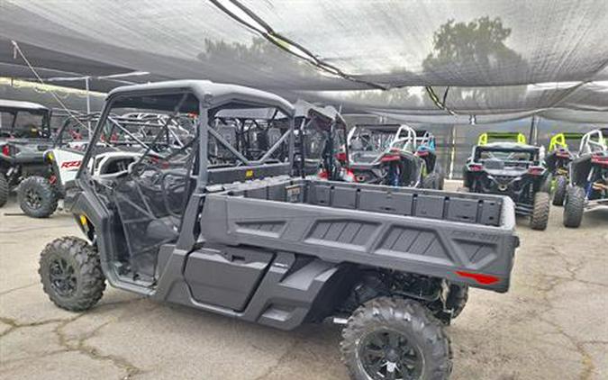 2024 Can-Am Defender Pro XT