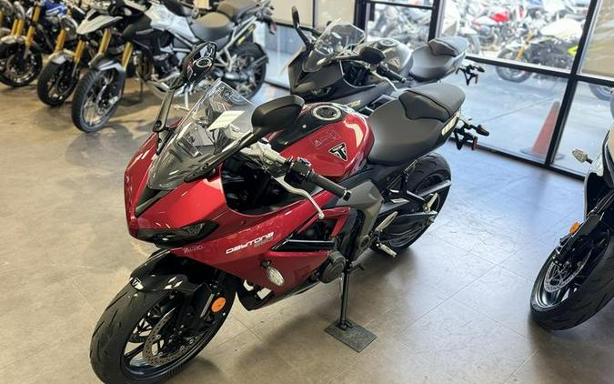 2025 Triumph Daytona 660 Carnival Red/Sapphire Black