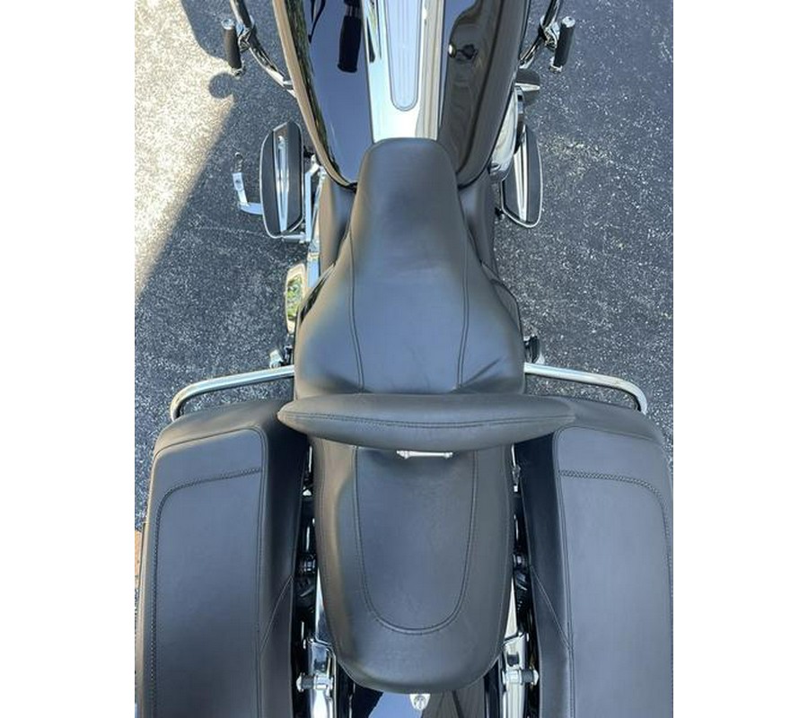 2013 Harley-Davidson® FLTRX - Road Glide® Custom