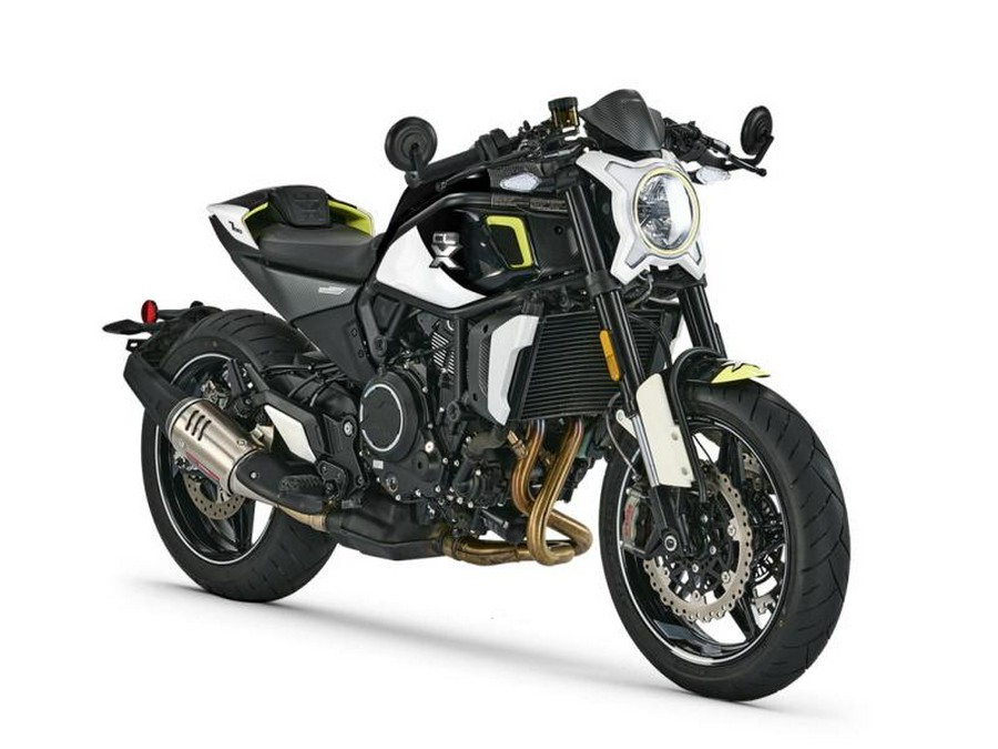 2024 CFMoto 700CL-X Sport