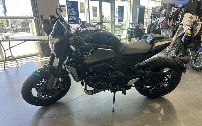 2024 CFMOTO 700CL-X SPORT