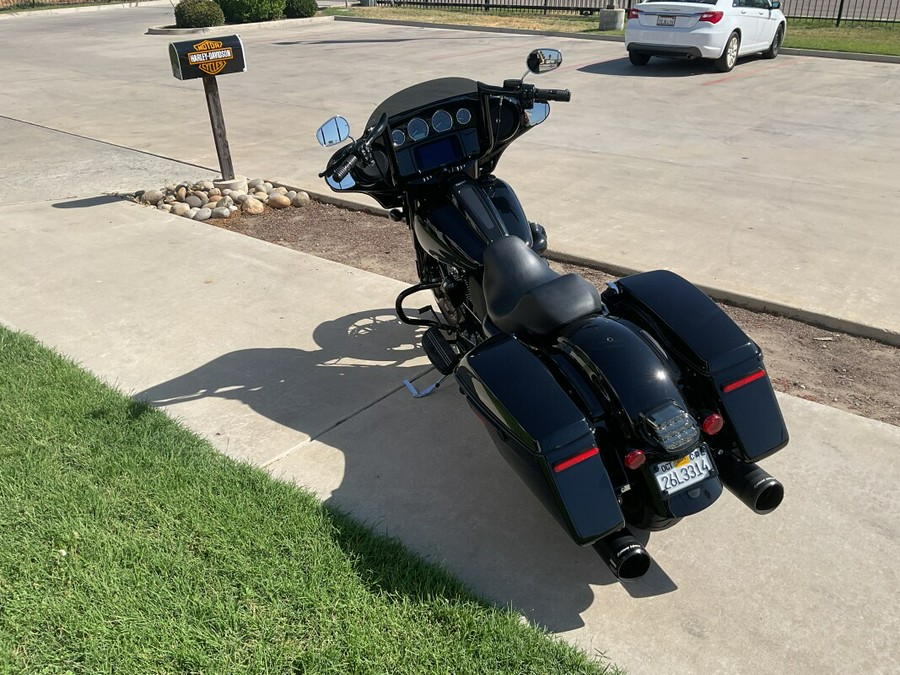 FLHXST 2023 Street Glide® ST