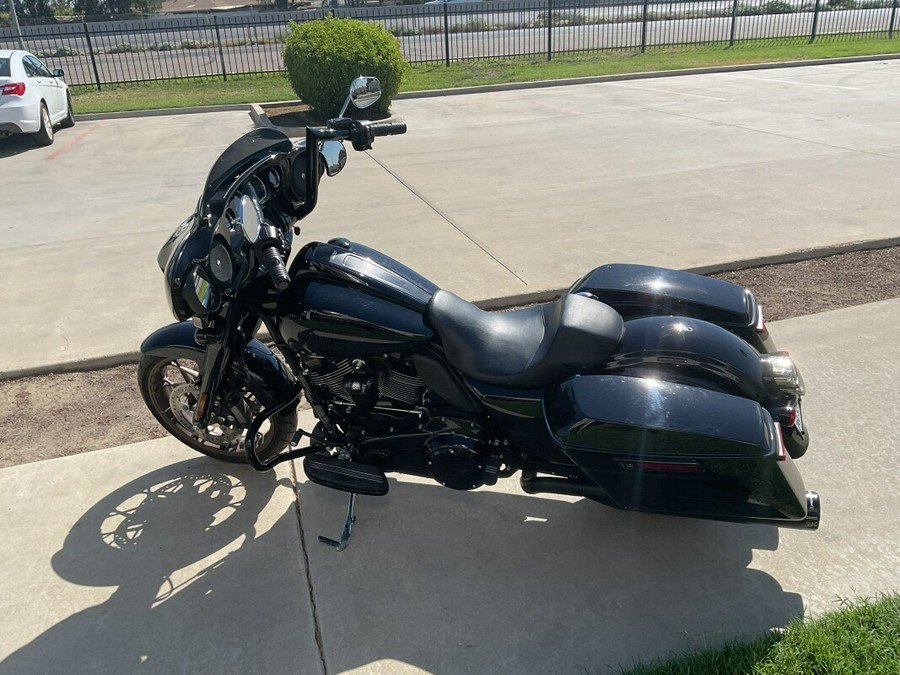 FLHXST 2023 Street Glide® ST