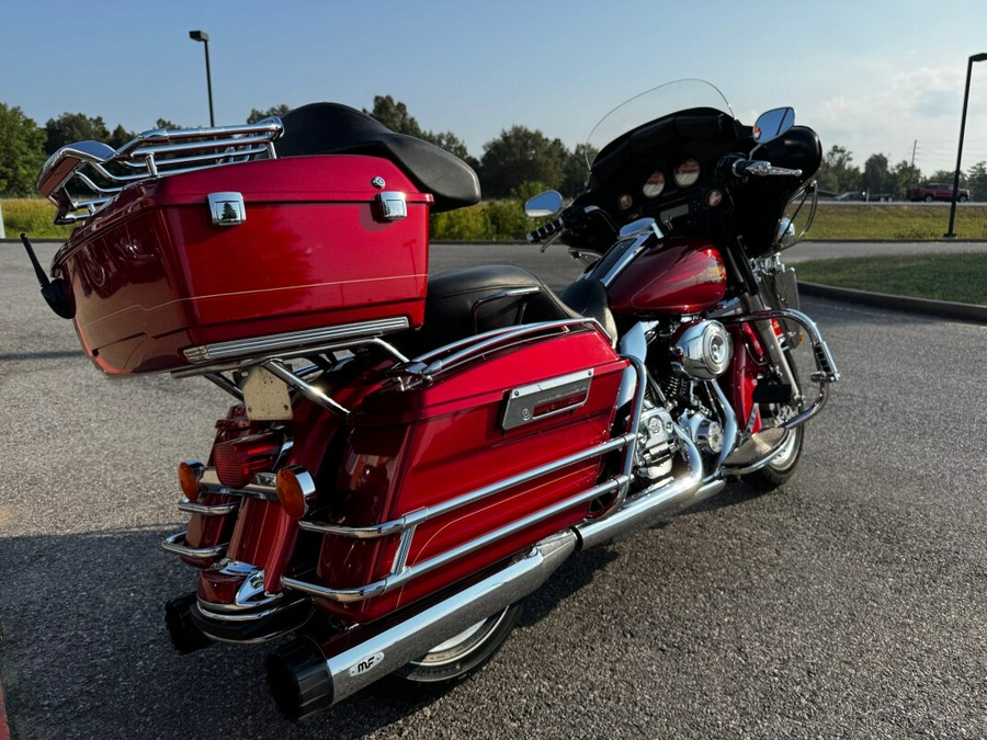 2012 Harley-Davidson® Electra Glide® Classic Ember Red Sunglo