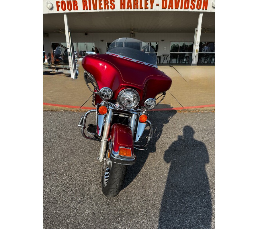 2012 Harley-Davidson® Electra Glide® Classic Ember Red Sunglo